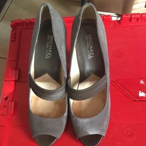Michael Kors Gray Suede Open Toe Pumps Size 9M
